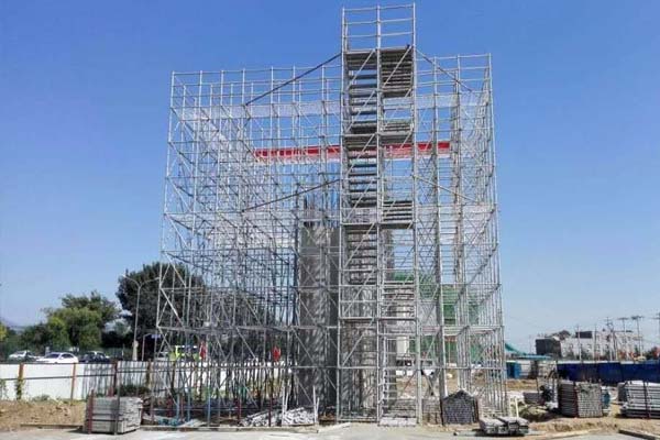 高架建筑物盤扣腳手架應(yīng)用案例 高架建筑物盤扣腳手架應(yīng)用案例